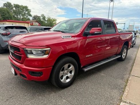 Used 2019 RAM 1500 Big Horn AWD/4WD image 3