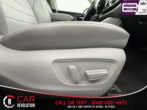 Used 2021 Toyota Highlander XLE image 61