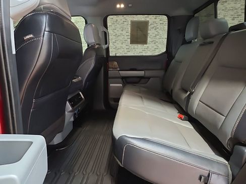 Used 2023 Ford F150 Lariat w/ Trailer Tow Package image 16