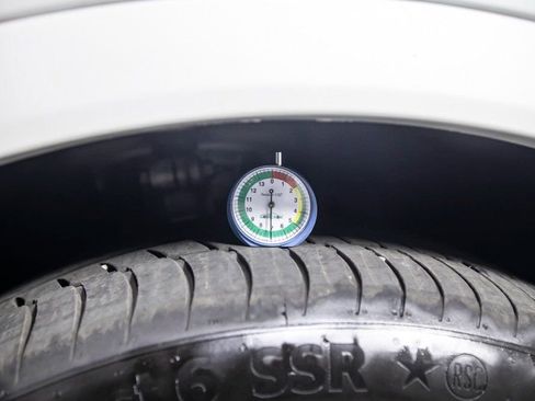 Used 2023 BMW X7 xDrive40i w/ M Sport Package image 43