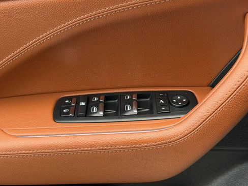 Used 2023 Maserati Levante GT AWD/4WD image 21