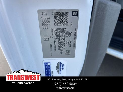 Used 2018 Chevrolet Express 3500 Extended w/ Driver Convenience Package image 16