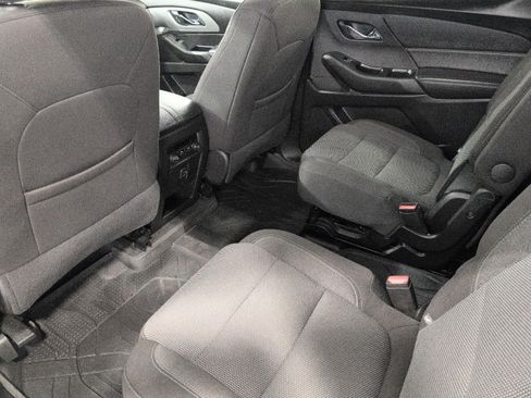 Used 2023 Chevrolet Traverse LT w/ LPO, Floor Liner Package AWD/4WD image 21