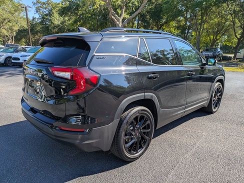 Used 2023 GMC Terrain SLT w/ Elevation Edition FWD image 4