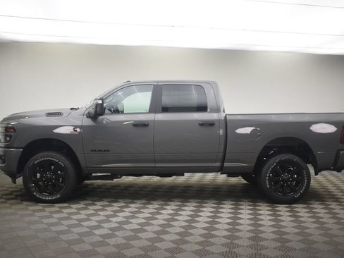New 2026 RAM 2500 Big Horn AWD/4WD image 15