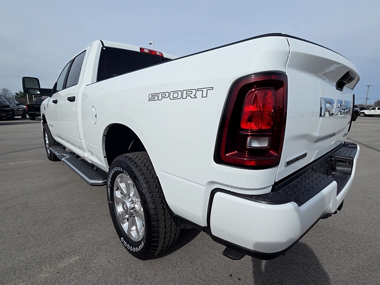 New 2026 RAM 3500 Big Horn AWD/4WD image 7
