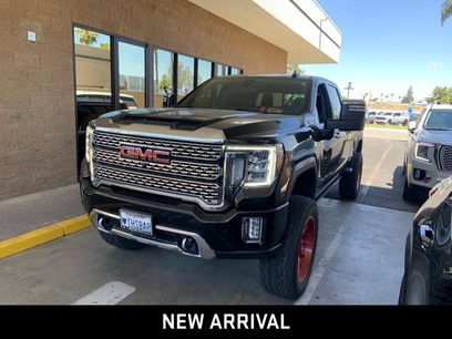 Used 2022 GMC Sierra 2500 Denali w/ Denali Black Diamond Edition