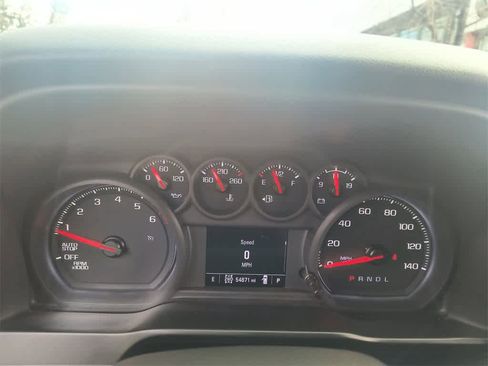 Used 2022 Chevrolet Silverado 1500 Custom image 15