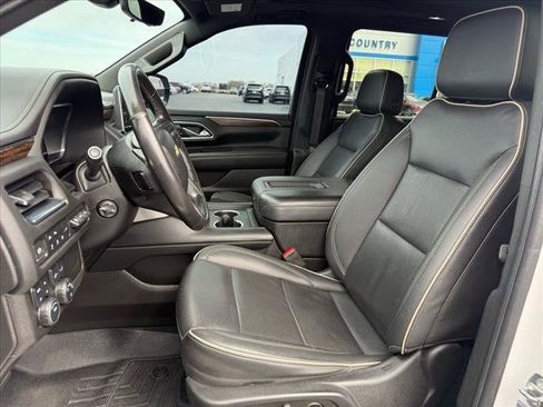 Used 2022 Chevrolet Tahoe Premier w/ Premium Package 2 AWD/4WD image 11