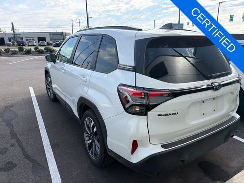 Used 2026 Subaru Forester Touring AWD/4WD image 4