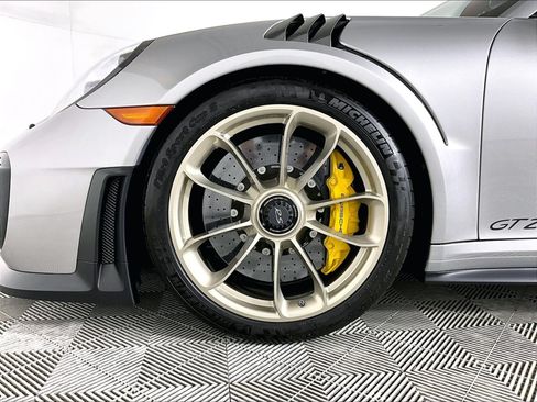 Used 2018 Porsche 911 GT2 RS RWD image 24