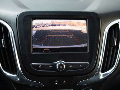 Used 2023 Chevrolet Equinox LT image 11