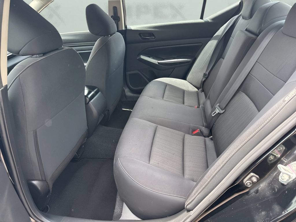 Used 2025 Nissan Altima 2.5 S FWD image 10