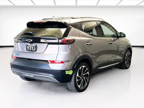 Used 2023 Chevrolet Bolt EUV Premier image 4