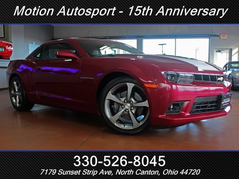 Used 2014 Chevrolet Camaro SS w/ RS Package image 2