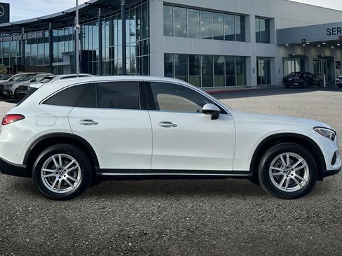 New 2026 Mercedes-Benz GLC 300 4MATIC image 3