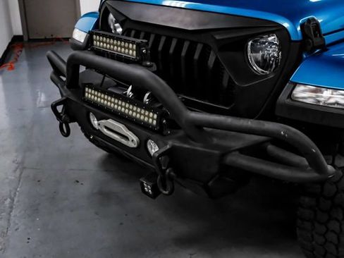 Used 2020 Jeep Wrangler Unlimited Sahara AWD/4WD image 47