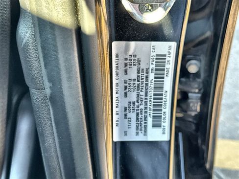 Used 2024 MAZDA MAZDA3 s image 32