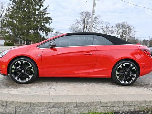 Used 2018 Buick Cascada Sport Touring w/ Dark Effects Package image 8