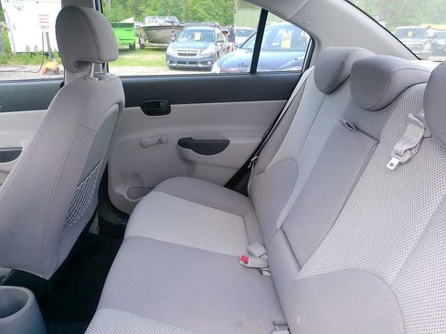 Used 2009 Hyundai Accent GLS w/ Popular Equipment Pkg 5 FWD image 37