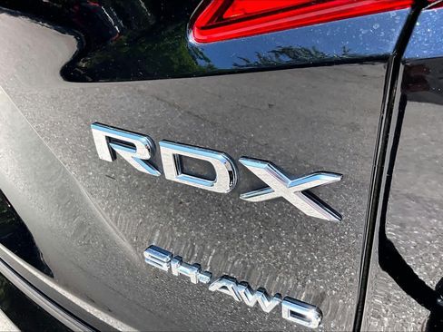 Used 2023 Acura RDX AWD w/ Advance Package image 10