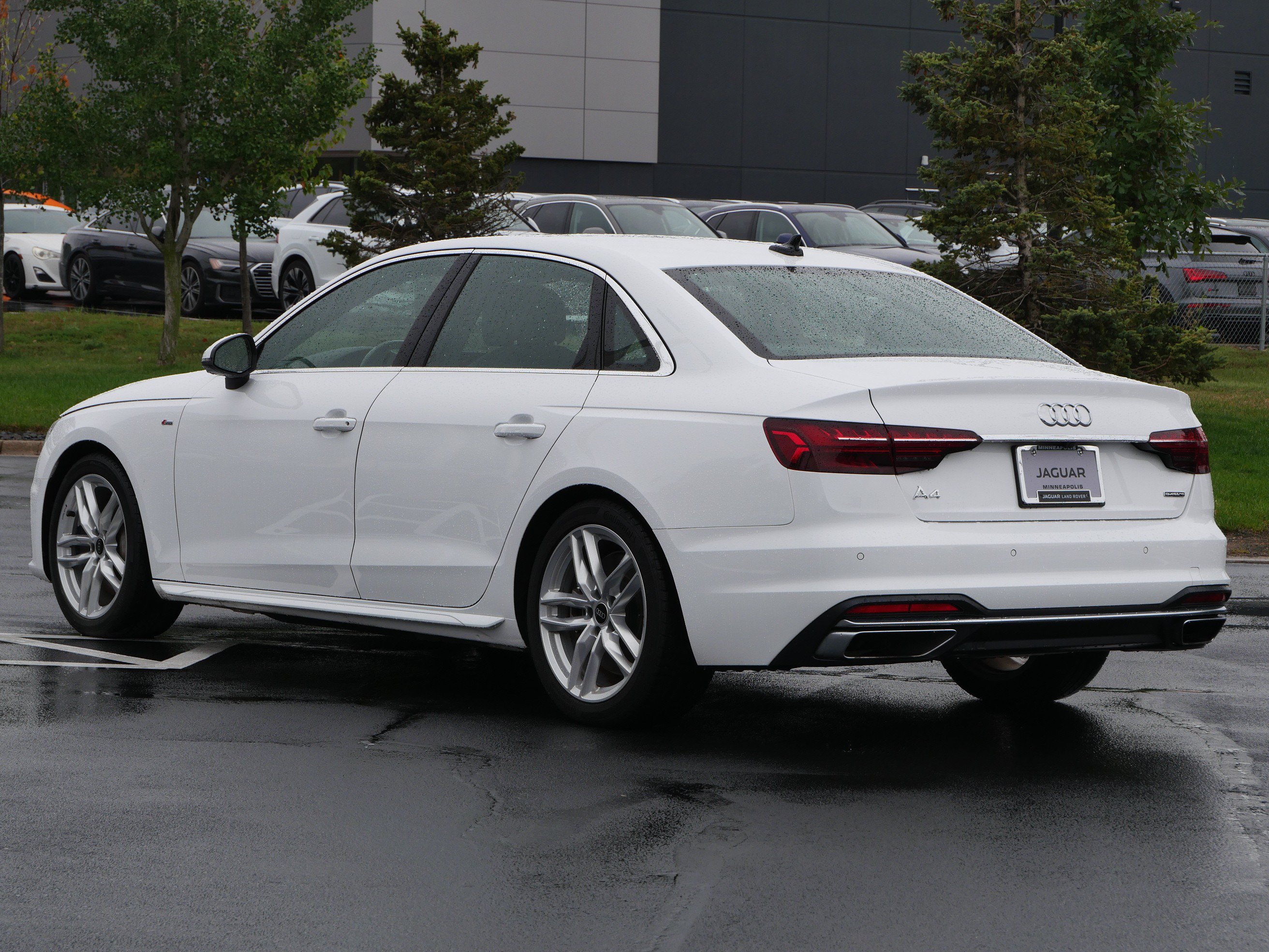 Used 2024 Audi A4 2.0T Premium Plus AWD/4WD image 3