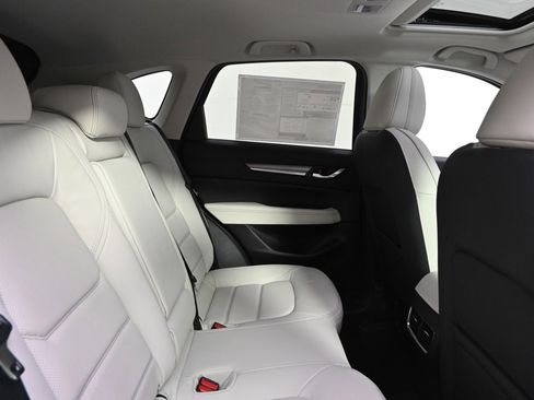 New 2025 MAZDA CX-5 AWD 2.5 S w/ Premium Plus Pkg image 18
