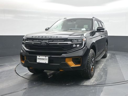 New 2025 Ford Expedition Tremor image 5