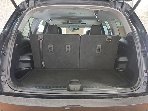 Used 2021 Honda Pilot Touring image 13