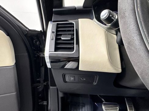 Used 2019 Land Rover Range Rover Sport HST image 14