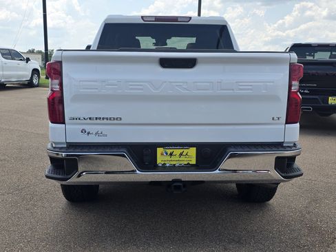 Used 2024 Chevrolet Silverado 1500 LT AWD/4WD image 6