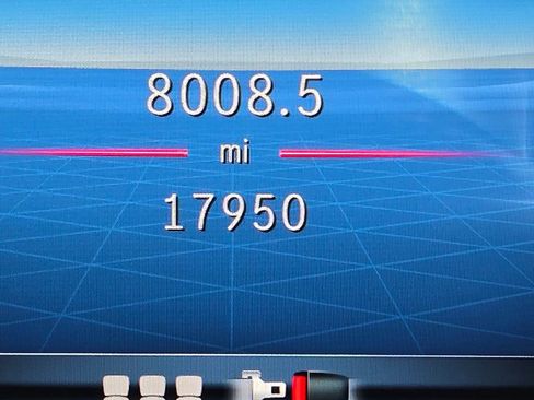 Used 2025 Mercedes-Benz GLE 350 4MATIC image 30