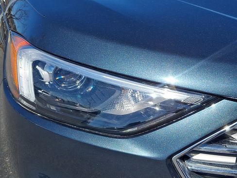 Certified 2022 Ford Edge SEL w/ Convenience Package image 9