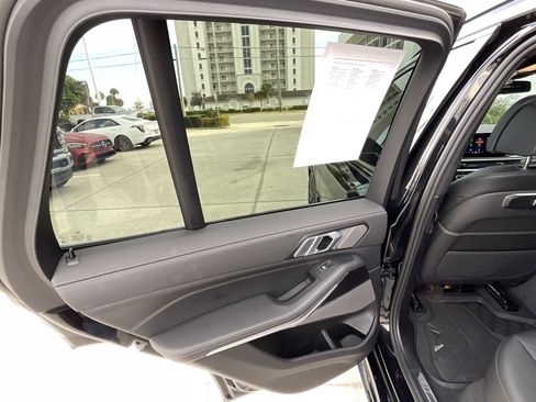 Certified 2025 BMW X5 xDrive50e w/ M Sport Package image 23