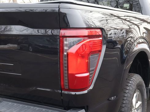 Used 2024 Ford F150 XLT w/ Mobile Office Package image 7