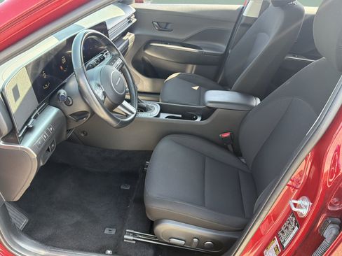Certified 2025 Hyundai Kona SEL FWD image 23