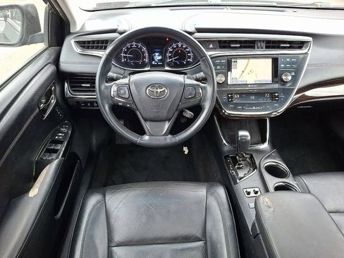 Used 2014 Toyota Avalon Limited image 11