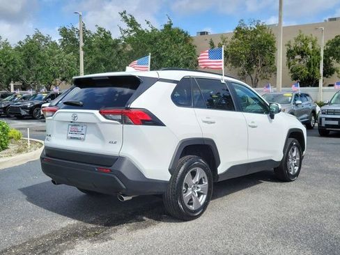 Used 2025 Toyota RAV4 XLE image 4