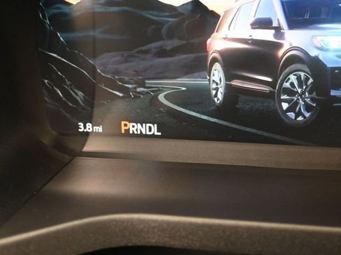 New 2026 Ford Explorer Active RWD image 19