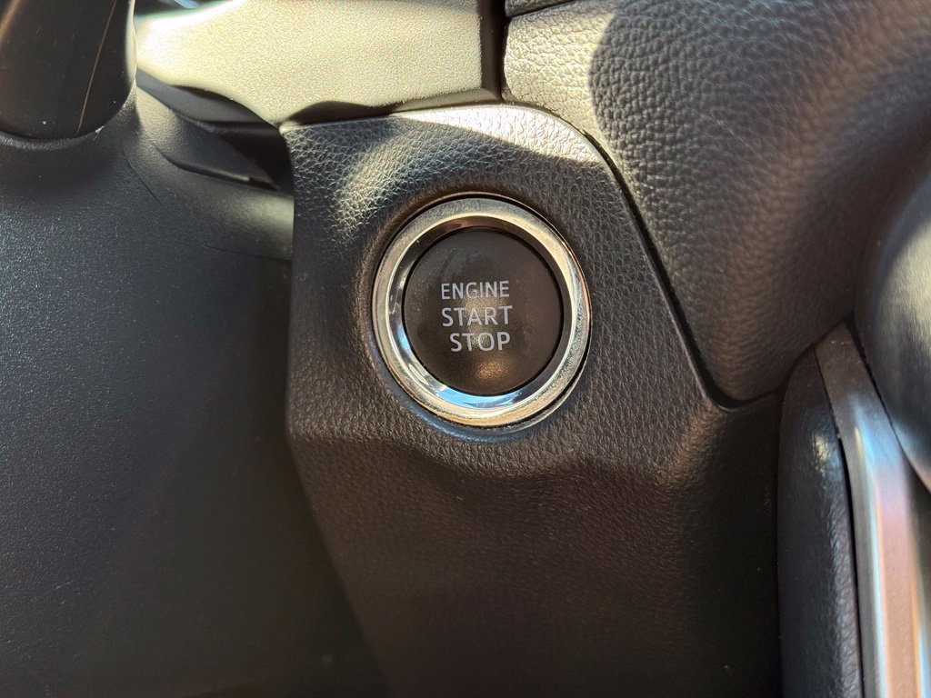 Used 2021 Toyota RAV4 XLE Premium AWD/4WD image 41
