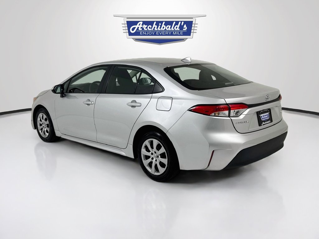 Used 2025 Toyota Corolla LE FWD image 6
