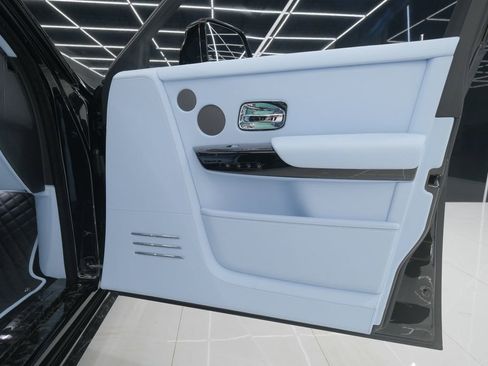 Used 2026 Rolls-Royce Phantom Sedan image 63