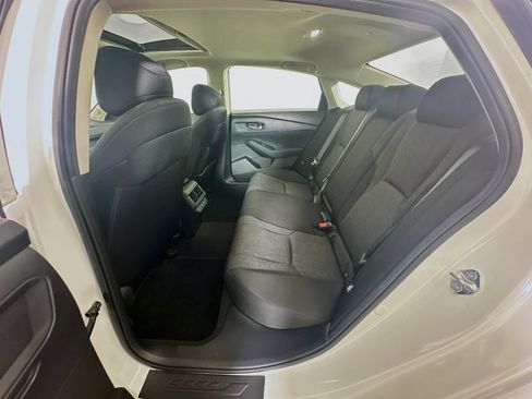 Used 2025 Honda Accord SE image 29