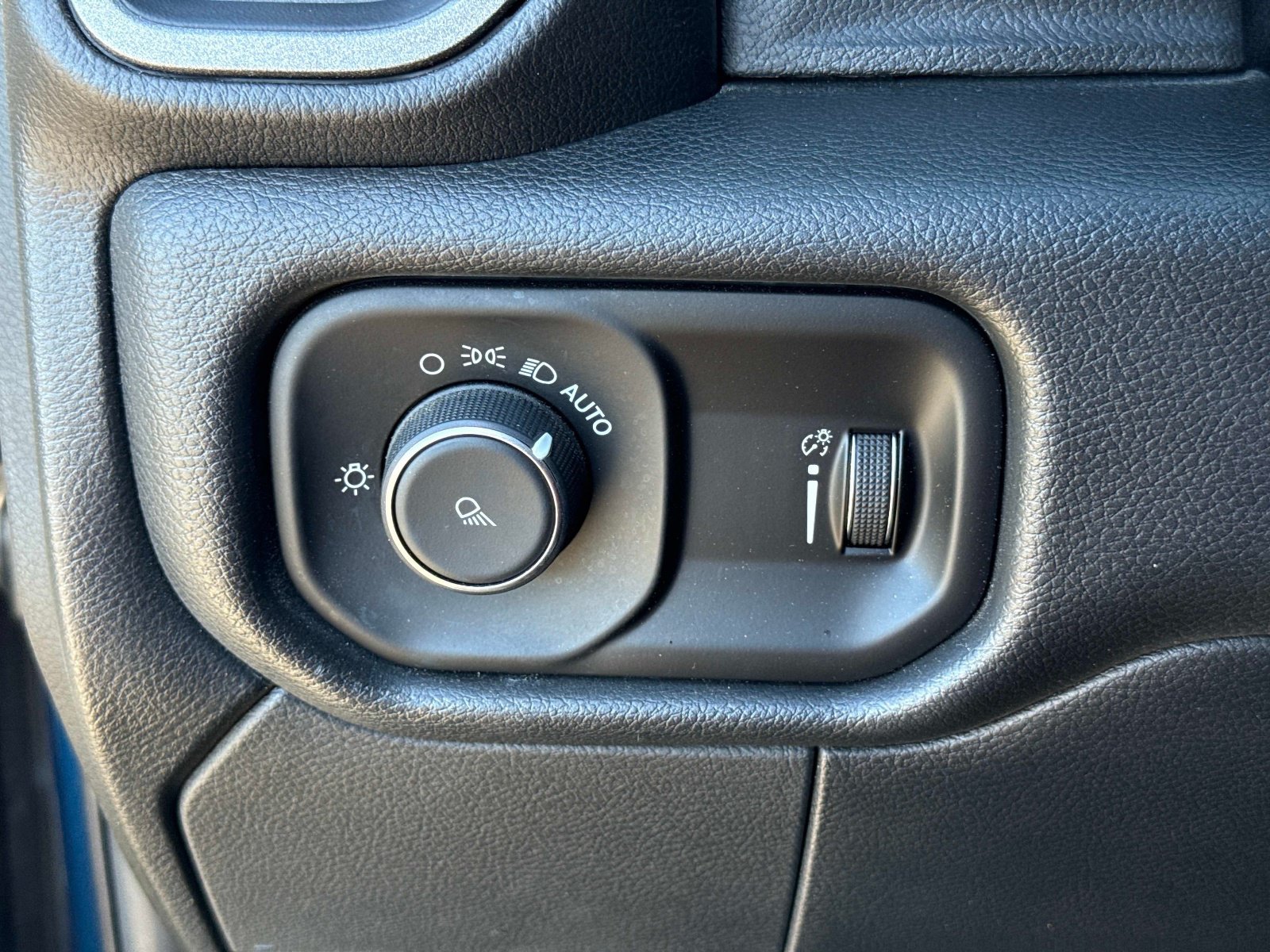 Used 2021 RAM 2500 Tradesman AWD/4WD image 33
