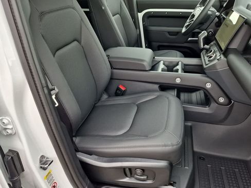 New 2026 Land Rover Defender 110 S AWD/4WD image 22