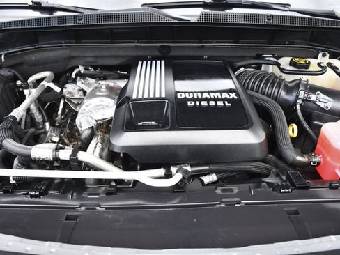Used 2023 Chevrolet Tahoe RST w/ Luxury Package RWD image 33