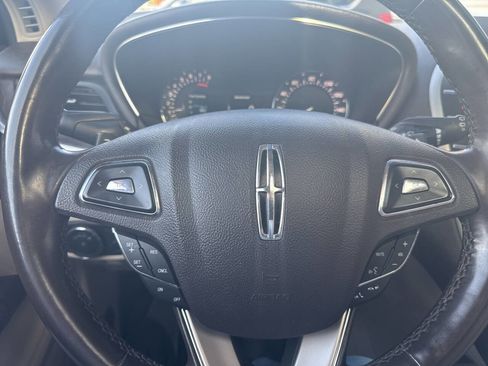 Used 2018 Lincoln MKC Reserve w/ Lincoln MKC Climate Package image 26