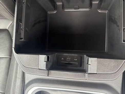 Used 2019 Chevrolet Silverado 1500 RST AWD/4WD image 23