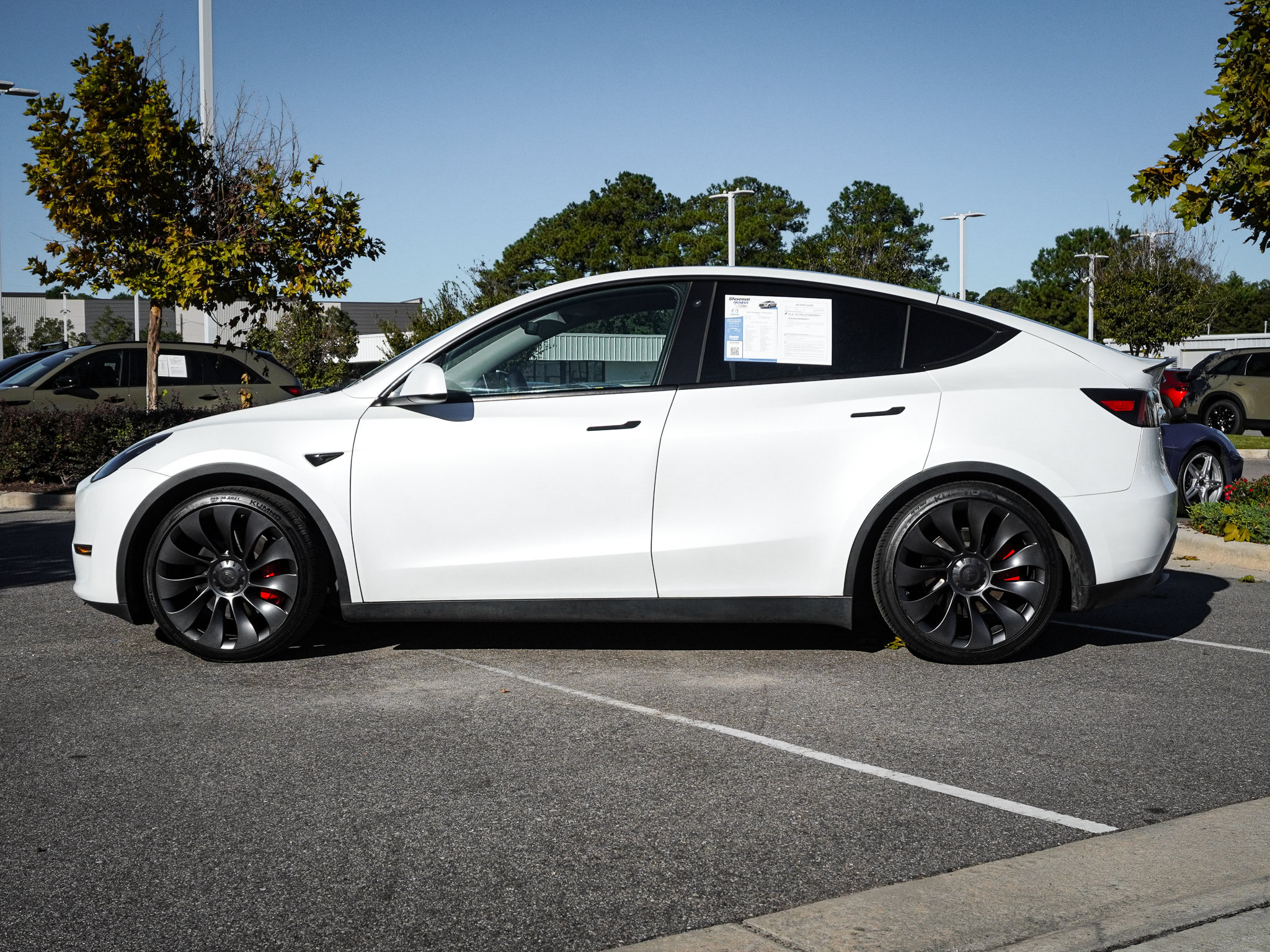 Used 2023 Tesla Model Y Long Range AWD/4WD image 7