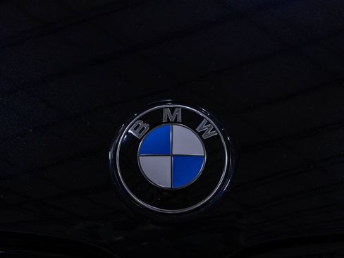Used 2006 BMW M5 RWD image 21